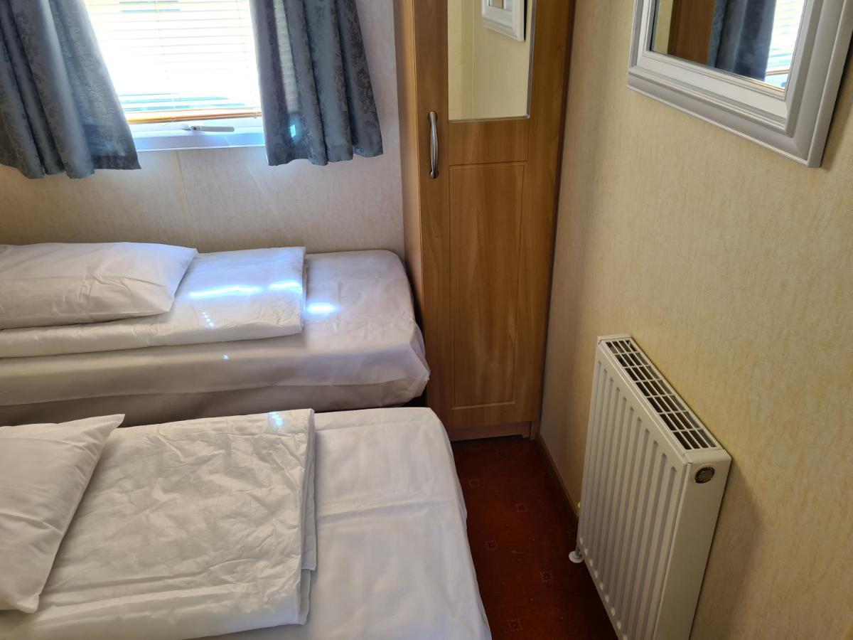 6 Berth Central Heated On Golden Sands Vintage Ingoldmells Exterior foto