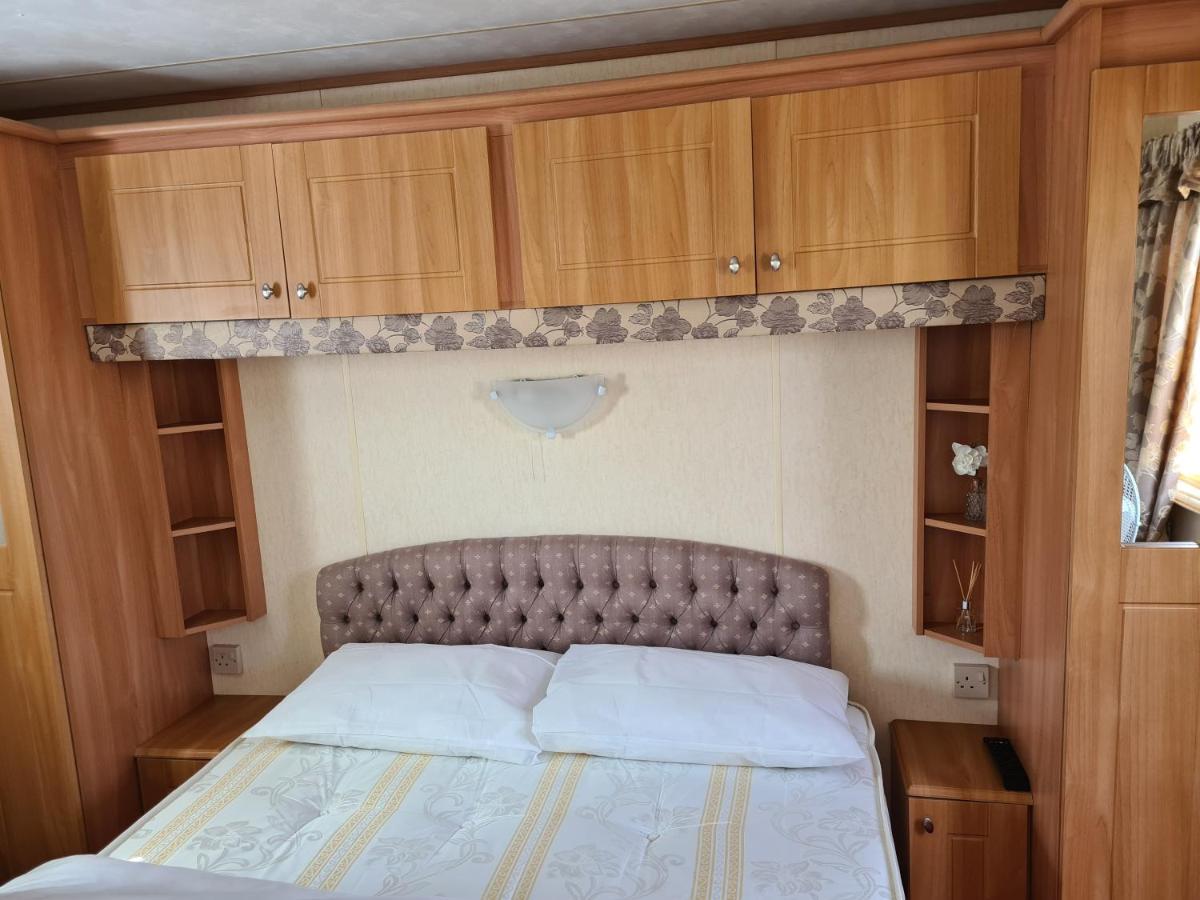 6 Berth Central Heated On Golden Sands Vintage Ingoldmells Exterior foto